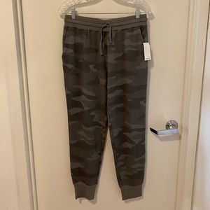 NWT Splendid Camouflage Joggers